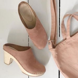 Bryr Chloe Closed Toe Clog | Clay | 39